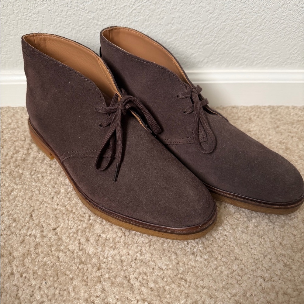 Men's Brown Suede Chukka Boots